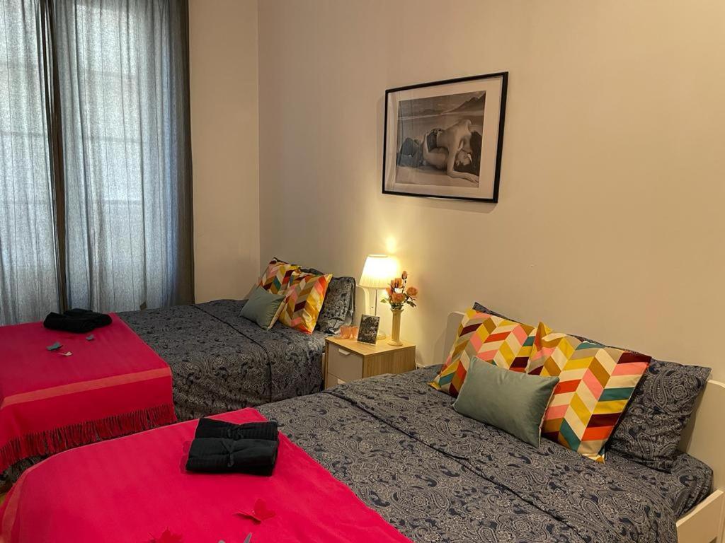 By La Rambla Rooms Βαρκελώνη Εξωτερικό φωτογραφία