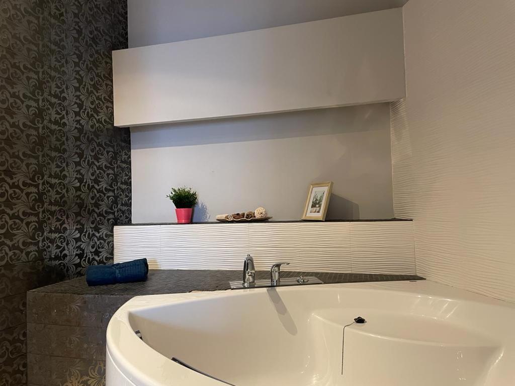 By La Rambla Rooms Βαρκελώνη Εξωτερικό φωτογραφία