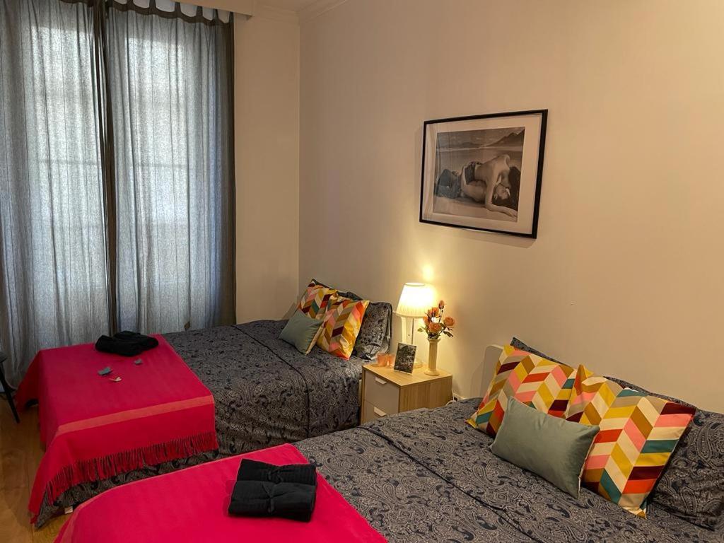 By La Rambla Rooms Βαρκελώνη Εξωτερικό φωτογραφία